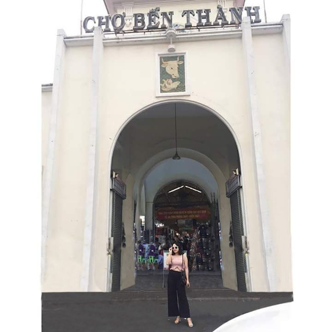 Cô gái mắc sai lầm lớn khi nhờ dân mạng sửa bức ảnh chụp lần đầu tiên ở chợ Bến Thành